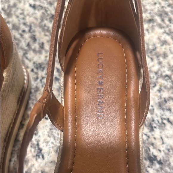 🆕 Lucky Brand “Carolina” Wedges wCrisscross Straps. 10. Brand New wBox!!💥💥 - Picture 2 of 12